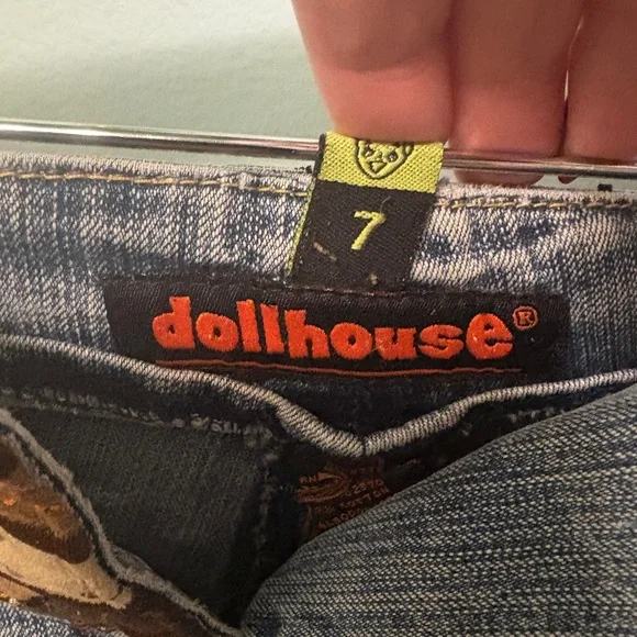 Vintage Y2K embroidered Dollhouse jeans - Picture 5 of 5